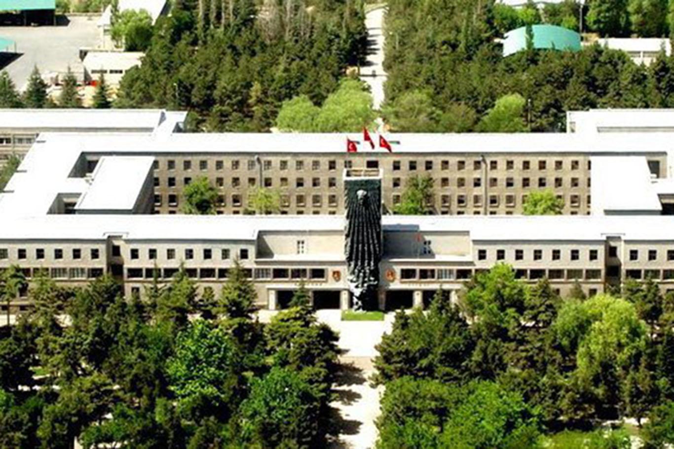 Kara Harp Okulu davası: 19 sanığa ağırlaştırılmış müebbet hapis Kara Harp Okulu davası: 19 sanığa ağırlaştırılmış müebbet hapis